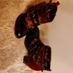 Women's fashionable bootie boot